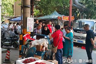 意媒：米兰全队训练强度较大，皮奥利带队训练并取消赛前发布会